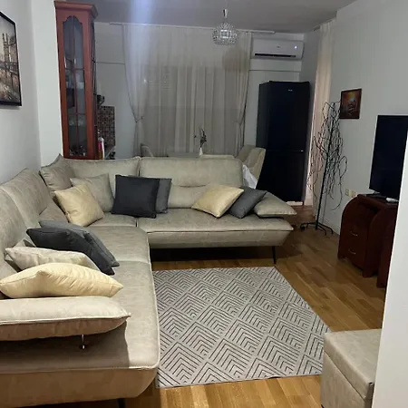Apartament Golem * Golem (Tirana)